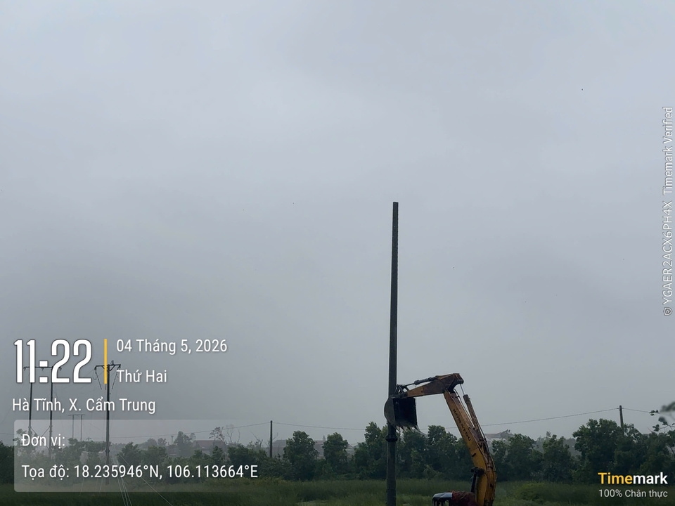 z7788750882018_e78570dd5af25bbccb2ff4525ecec84f