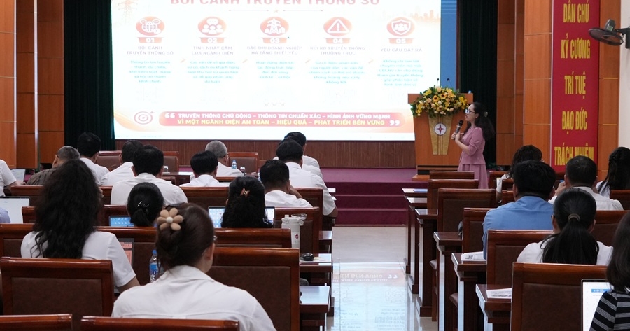 Nâng cao kỹ năng tiếp xúc báo chí, lan tỏa văn hóa doanh nghiệp trong kỷ nguyên truyền thông đa nền tảng
