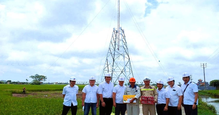 Đẩy mạnh trong công tác kiểm tra, giám sát, "lá chắn" trong phòng chống lãng phí, tiêu cực và hưởng ứng tháng Công nhân 2026 của Ban quản lý dự án Phát triển Điện lực