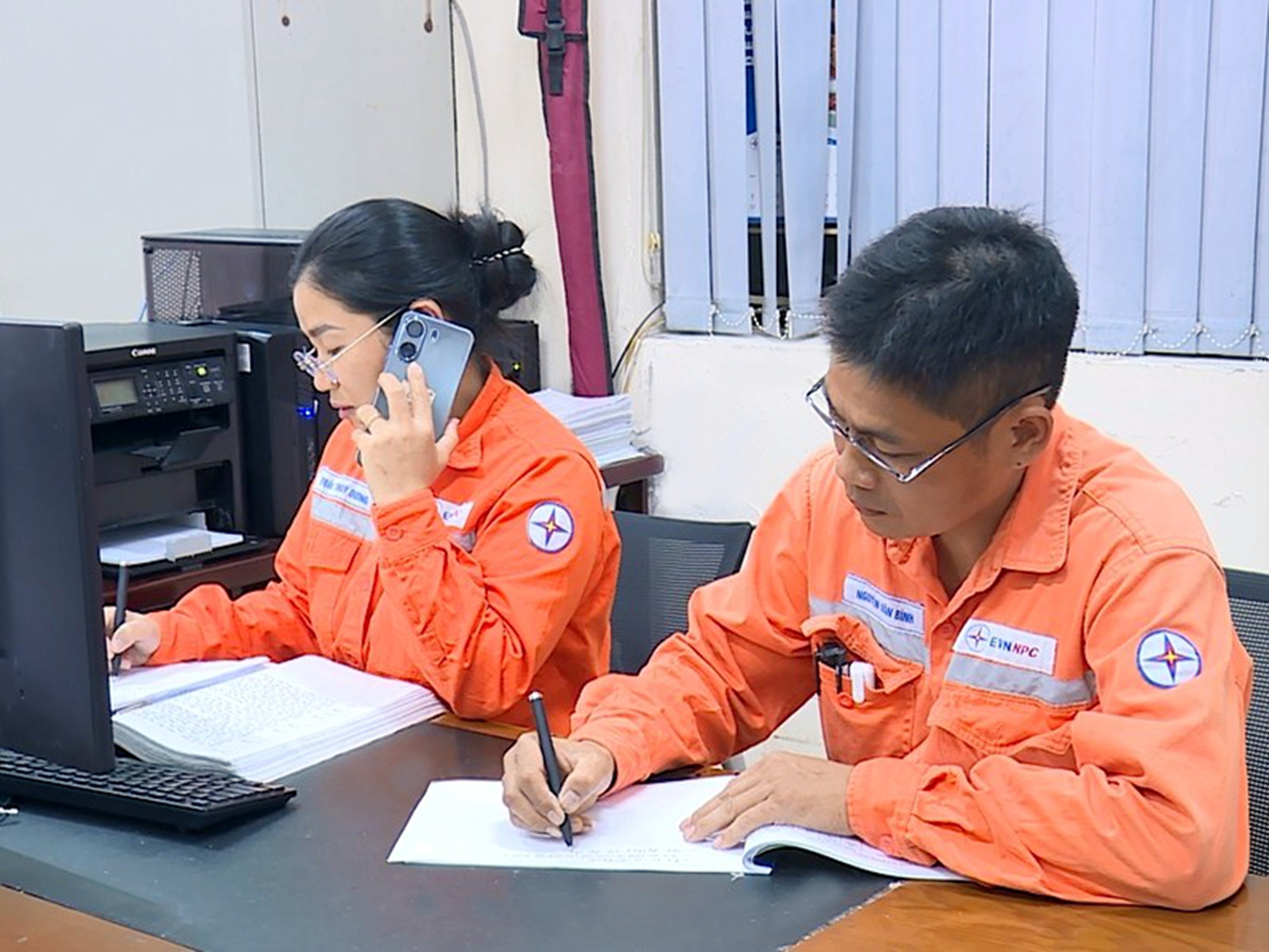 297d3093528t11071l1-tiep-nhan-thong2