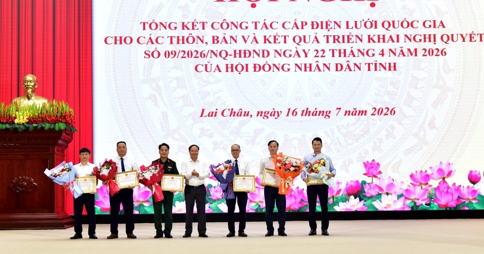 Dấu ấn Lai Châu: 100% thôn, bản có điện, tiên phong chính sách hỗ trợ điện mặt trời tự sản xuất, tự tiêu thụ