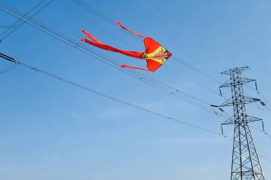 Cảnh báo vi phạm hành lang lưới điện 110kV từ sự cố thả diều
