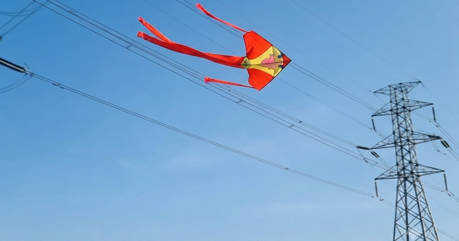 Cảnh báo vi phạm hành lang lưới điện 110kV từ sự cố thả diều