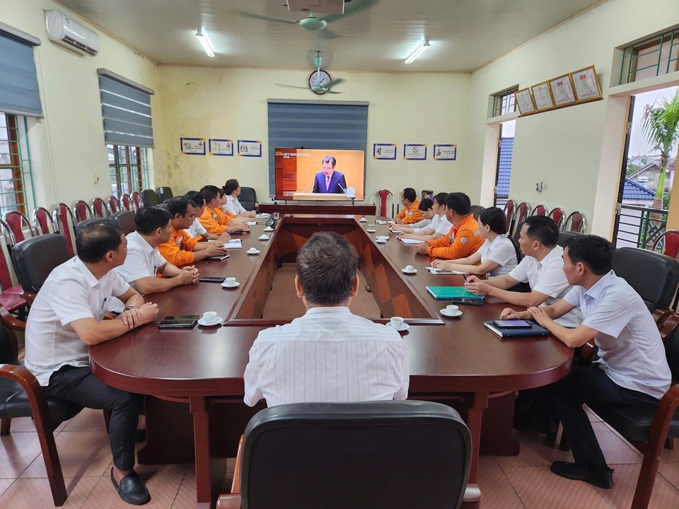 hoc nghi quyet