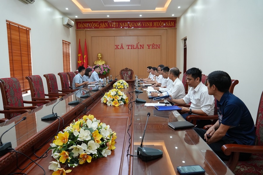 Công ty Điện lực Lào Cai họp bàn với xã Trấn Yên về việc tháo gỡ vướng mắc, đẩy nhanh tiến độ dự án lưới điện