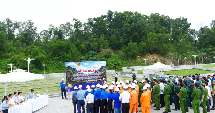 Chủ động ứng phó thiên tai, bảo đảm an toàn lưới điện và cuộc sống Nhân dân