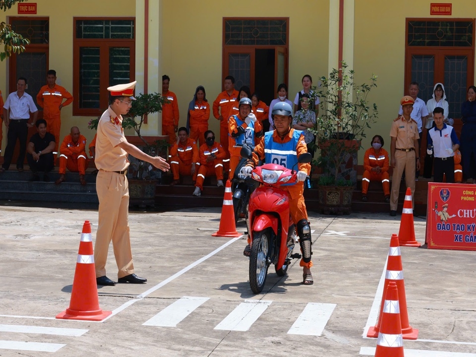 Giaothong8