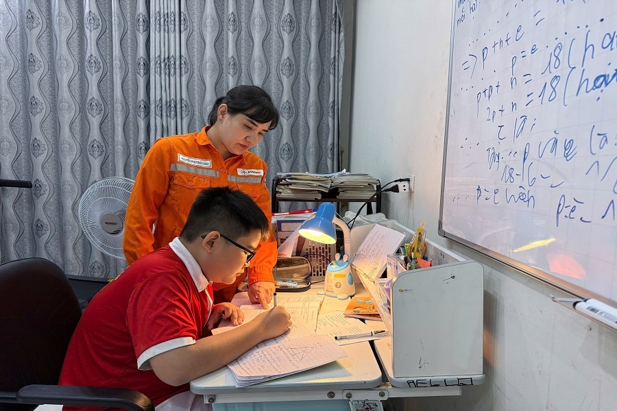 Gia dinh  c Nguyen Phương Thao vinh danh 1
