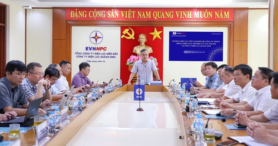 Đoàn công tác EVN kiểm tra công tác phòng chống thiên tai và tìm kiếm cứu nạn tại CTĐL Quảng Ninh