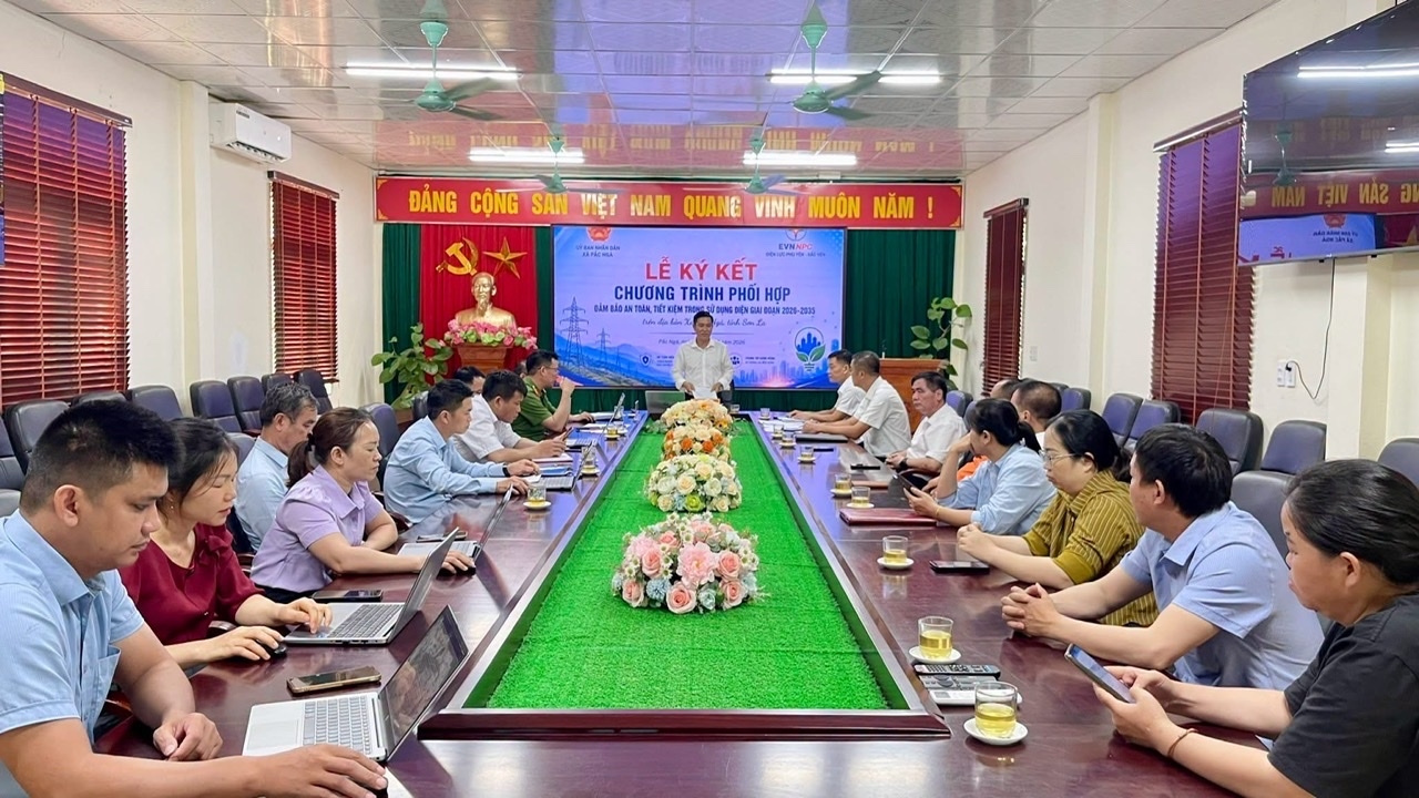 Đồng hành cùng địa phương, vun đắp niềm tin từ cơ sở