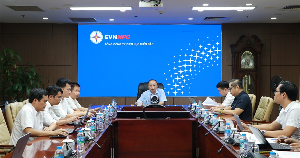 EVNNPC từng bước ứng dụng UAV trong công tác quản lý vận hành lưới điện