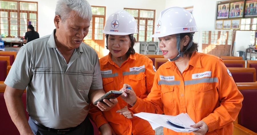 EVNNPC quyết liệt triển khai cao điểm, đưa App EVN CSKH đến gần hơn với khách hàng