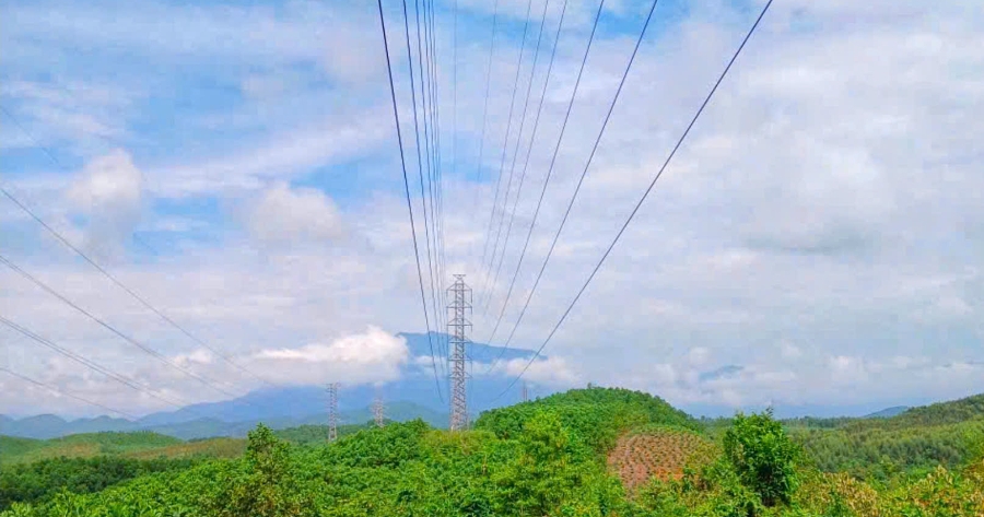 Đóng điện thành công giai đoạn 1 hai Dự án Nâng cao khả năng truyền tải ĐZ 110kV  Hải Hà - Tiên Yên và Hải Hà - Quảng Hà - Texhong, tỉnh Quảng Ninh