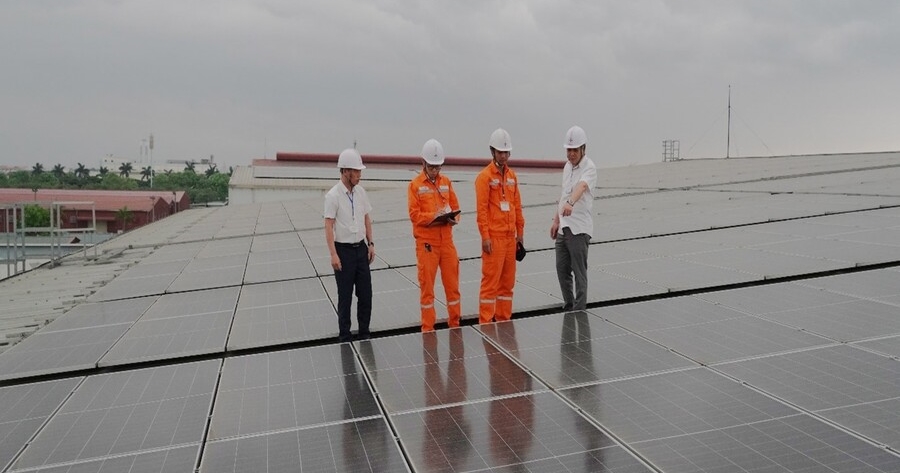 Hơn 2.250 khách hàng lắp đặt điện mặt trời mái nhà đã tạo bước chuyển mình của năng lượng xanh tại Hải Phòng