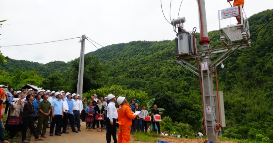 Hành trình mang ánh sáng, năng lượng sạch đến vùng cao Lai Châu