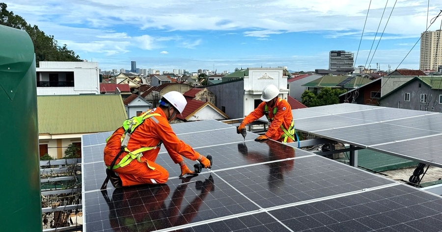 Điện mặt trời mái nhà: Lựa chọn thiết thực của người dân, doanh nghiệp Nghệ An