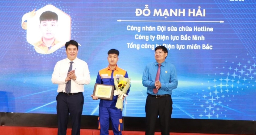 Gương sáng người thợ điện Hotline bản lĩnh - Đỗ Mạnh Hải