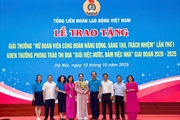 Công đoàn EVNNPC được tặng Cờ thi đua về công tác vận động nữ CNVCLĐ giai đoạn 2010 - 2025