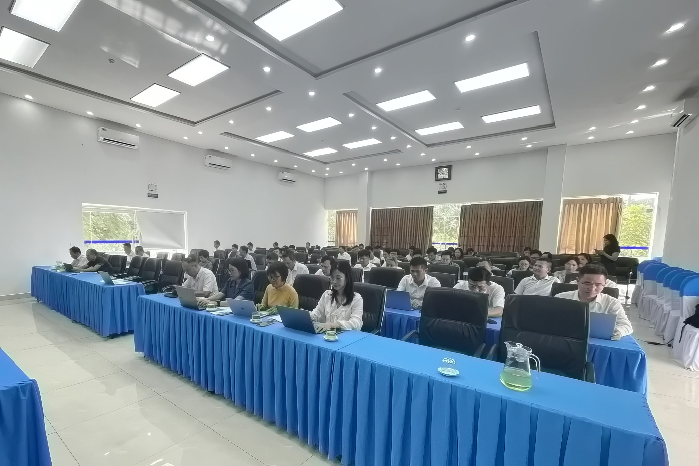 Toan canh-