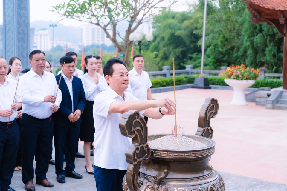 Danghuong (1)